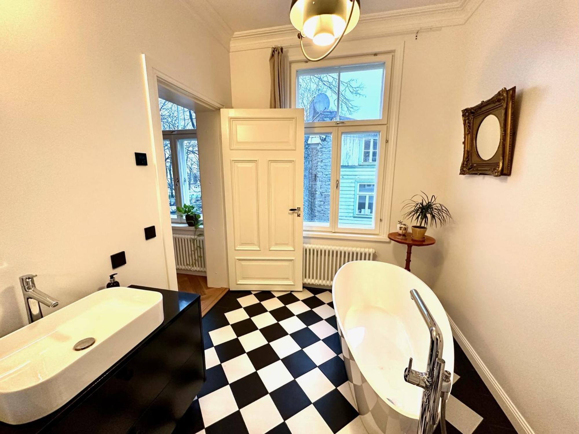 Apartment Stunning Kadriorg Tallinn